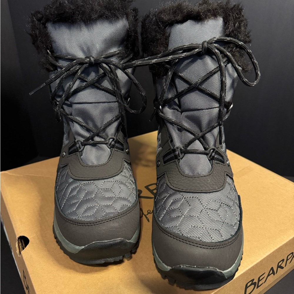 BEARPAW Ladies Size 8 Marina Waterproof Snow Boots Black/Grey. New In Box!